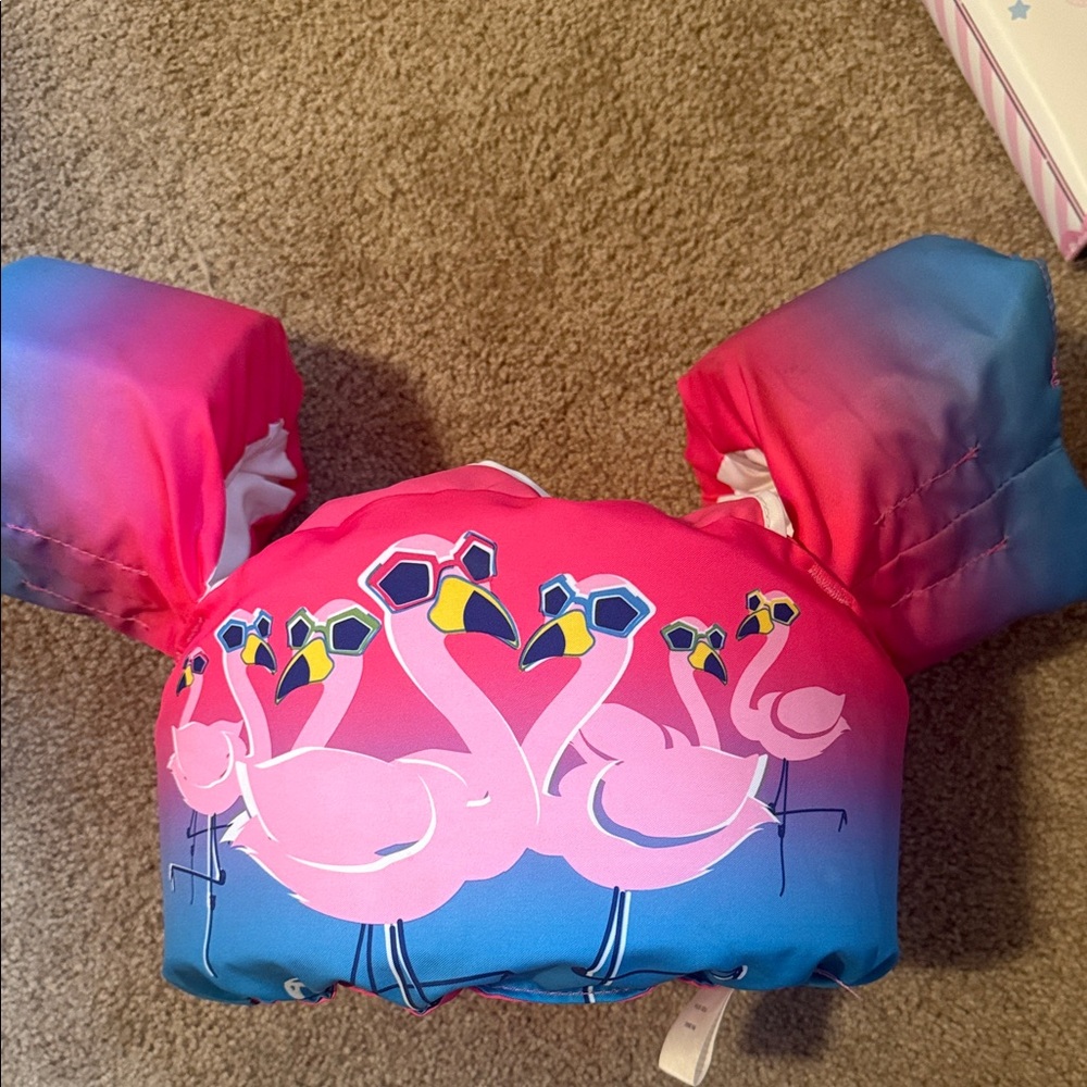 Speedo Pink Flamingo Swim Vest/ Floaties
Speedo Splash Jammer Life Jacket Vest